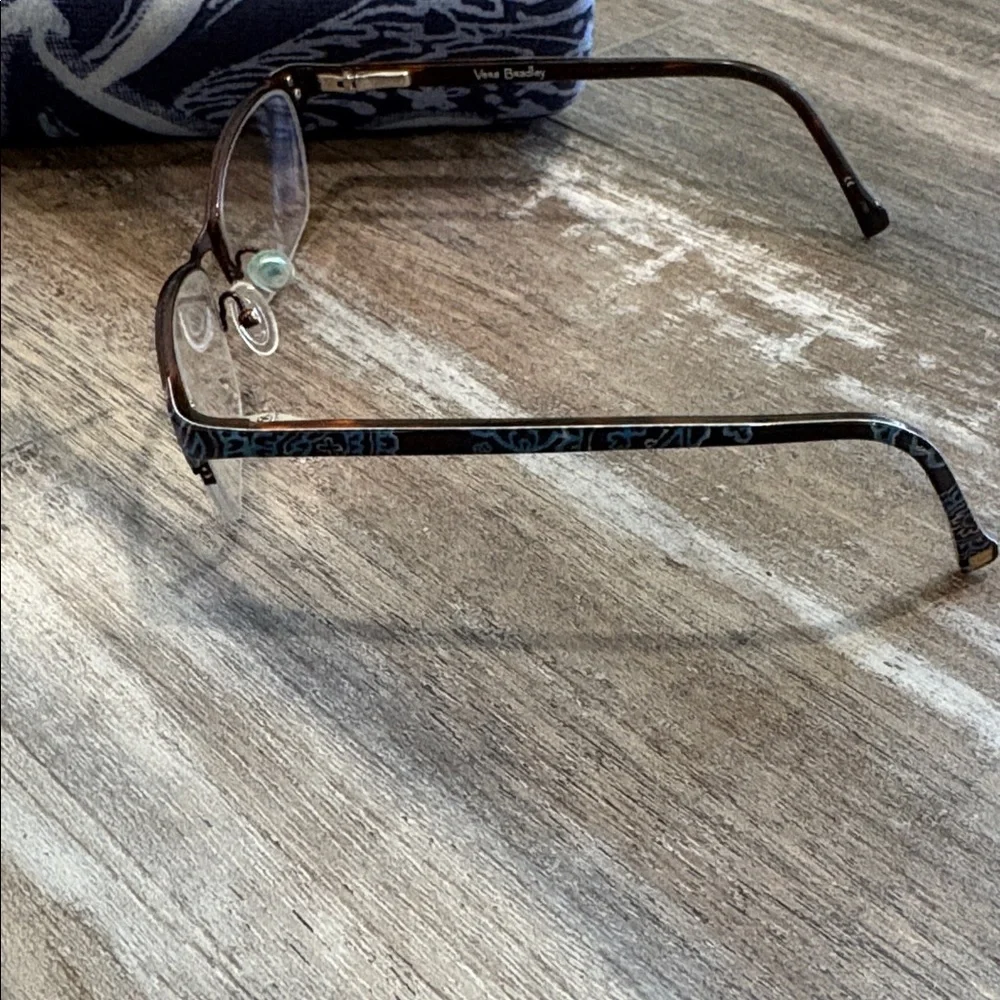 Vera Bradley ANTONIA Blue Bandana glasses